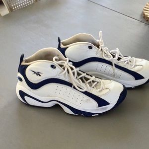 Reebok Tennis Shoes.